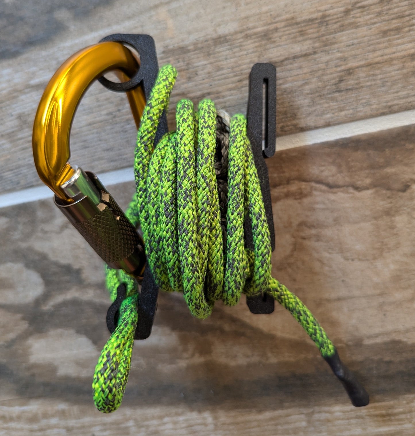 Multi Spool Rope Keeper for Saddle Hunting