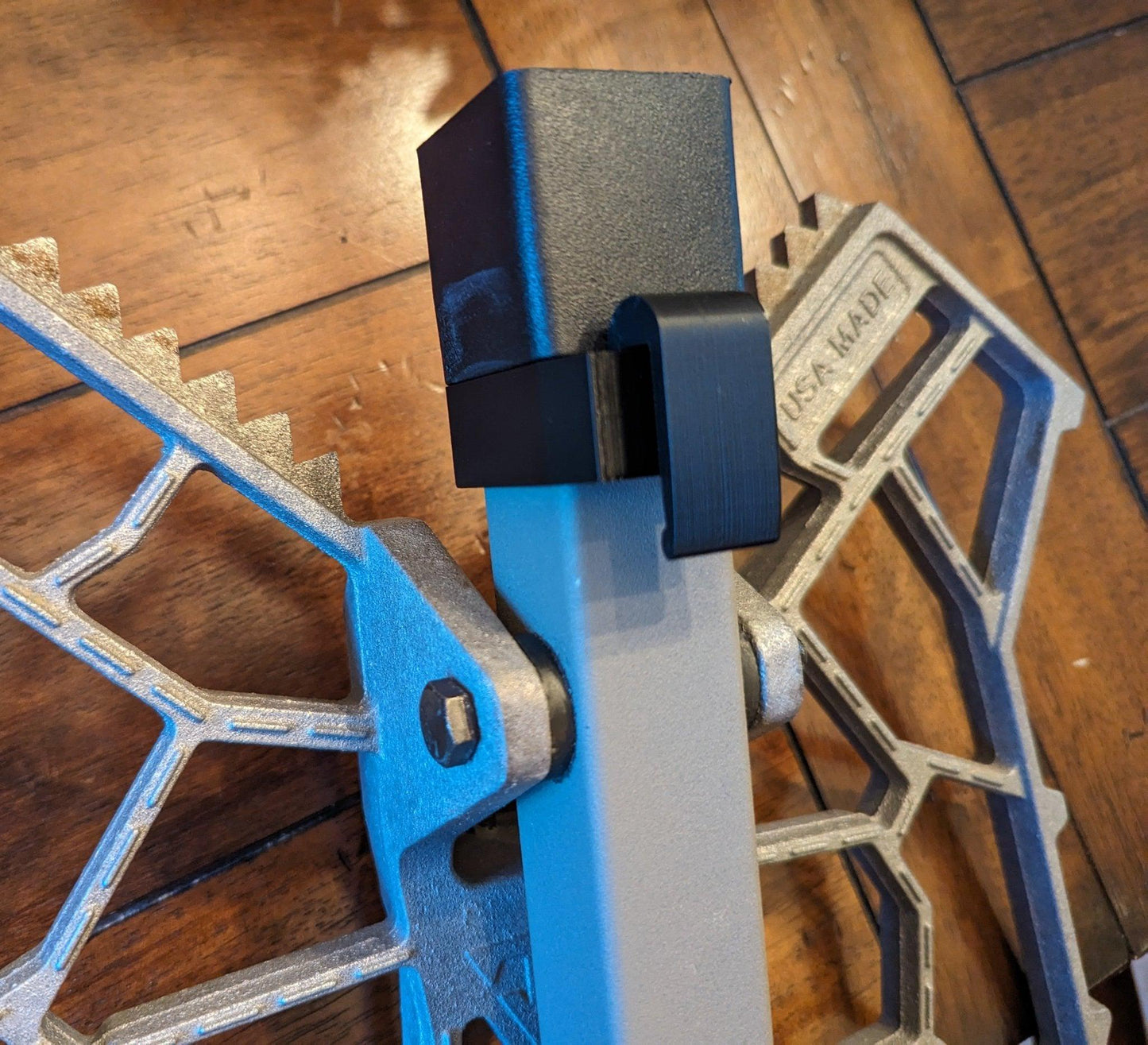 Saddle Platform Caddy for Saddle Hunting